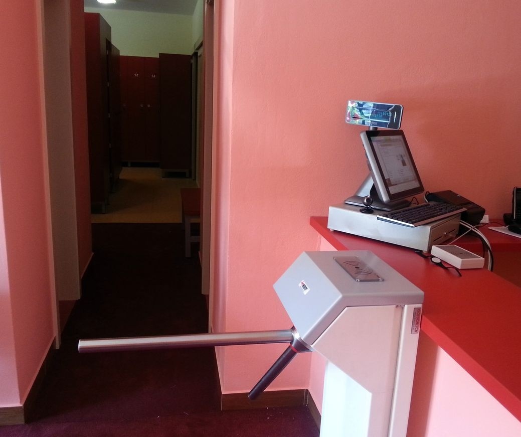 Wellness centrum Příbram  | Vstupní turniket COMPACT