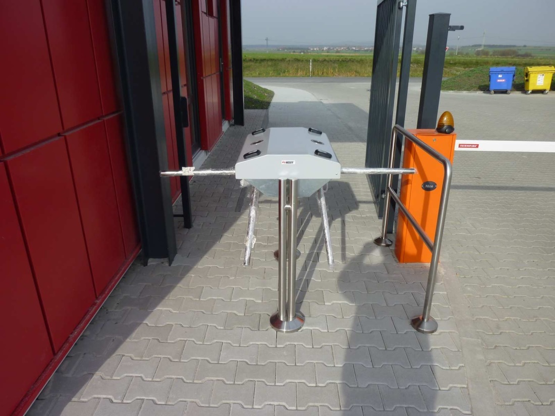 Instalace turniketu dolomit Tandem 