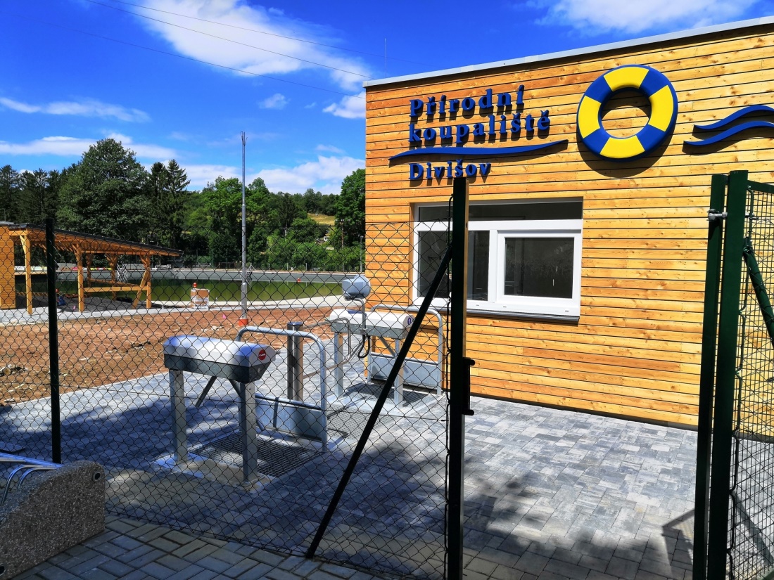 Přírodní koupaliště  - biotop  Divišov